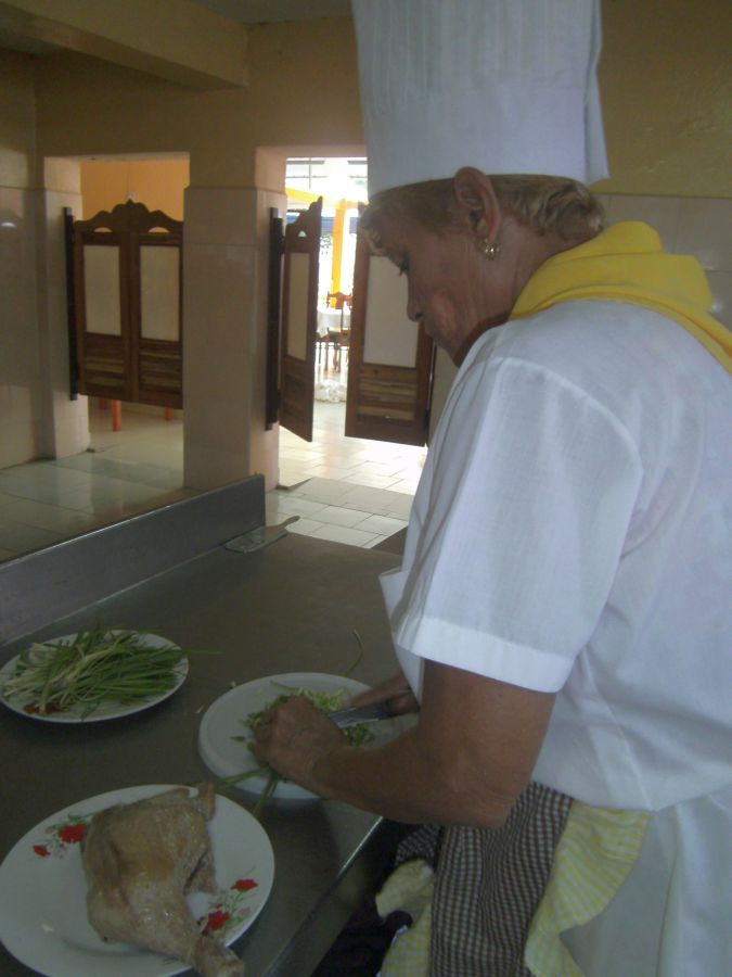 sancti spiritus, comercio y gastronomia, delegada, federacion de mujeres cubanas, fmc