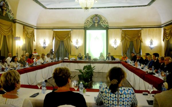 Encuentro entre  procuradores de EE.UU. y representantes de la Fiscalía General de la República de Cuba. (Foto: ACN)