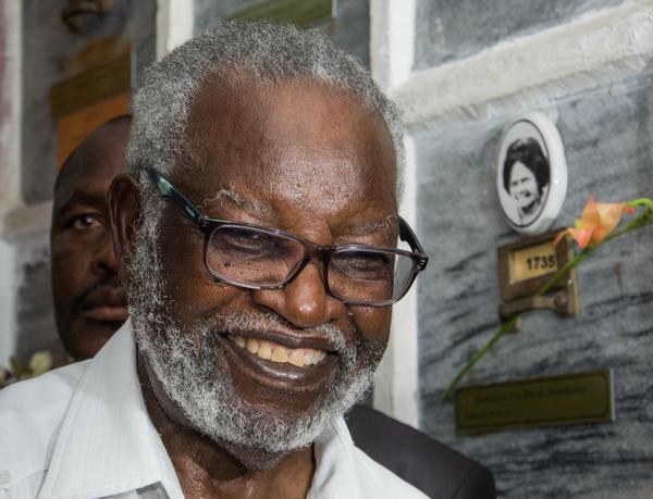 Sostienen encuentro Raúl y Sam Nujoma Escambray. Periódico de Sancti