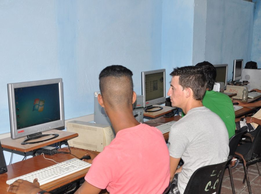 sancti spiritus, computacion, copextel, curso escolar