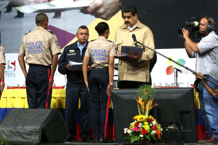 Maduro destacó la labor de los cuerpos de seguridad en los últimos días, en medio de los actos delictivos desarrollados por el sector opositor. (Foto: PL)