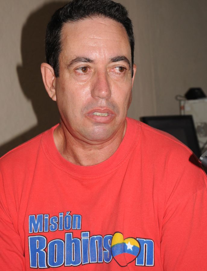 Profesor González Curiel: “A mí me gusta decir que es una guerra”. (Foto: Vicente Brito/ Escambray) sancti spiritus, bloqueo de eeuu a cuba