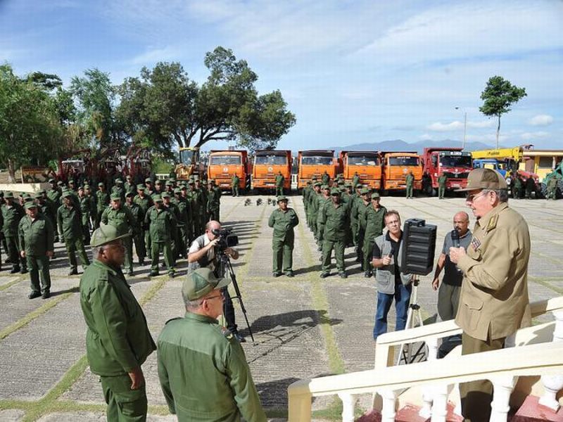 cuba, raul castro, defensa civil, huracan matthew