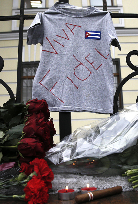  Desde la embajada de Cuba en Rusia también rindieron homenaje al líder de la Revolución Cubana. Foto:Xinhua