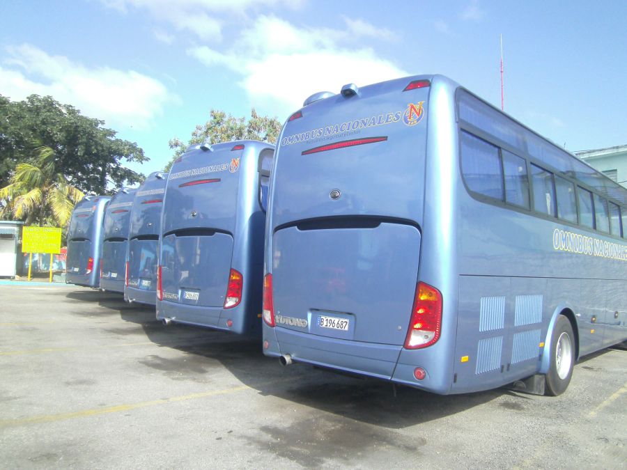 sancti spiritus, omnibus nacionales, yutong