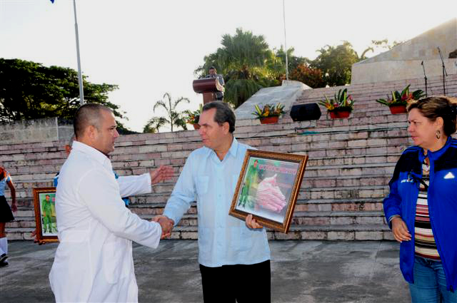 La celebración sirvió para homenajear a varias empresas, organismos y entidades de la provincia destacados en 2016.