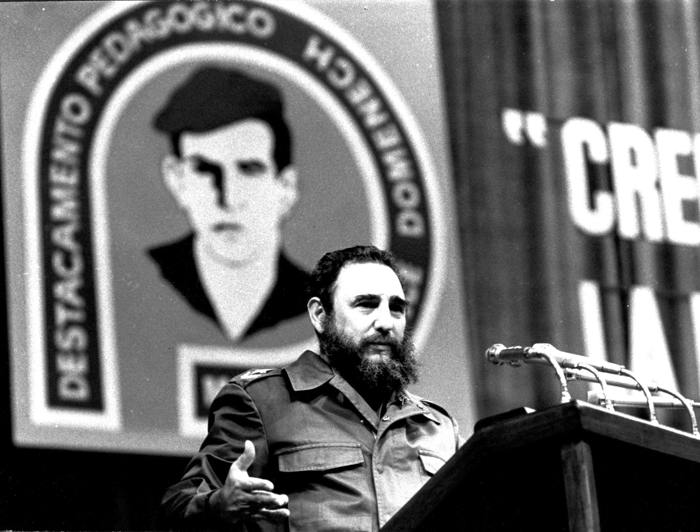 cuba, fidel castro, campaña de alfabetizacion, educacion