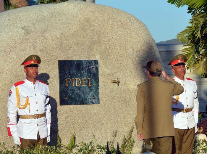 fidel castro, santiago de cuba, raul castro, cementerio santa ifigenia