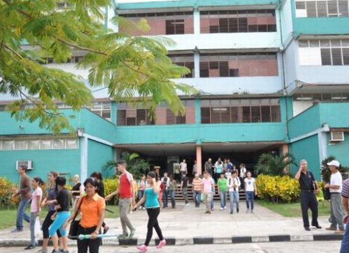 La Universidad espirituana es la segunda del país en contar con una cátedra de este tipo. (Foto: Vicente Brito / Escambray)