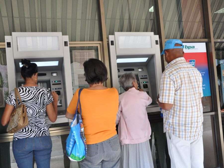 sancti spiritus, cajeros automaticos, banco popular de ahorro, bandec, tarjetas magneticas