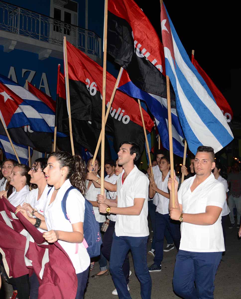 Momento de la Marcha de las Antorchas en Sancti Spíritus. (Foto: Oscar Alfonso)