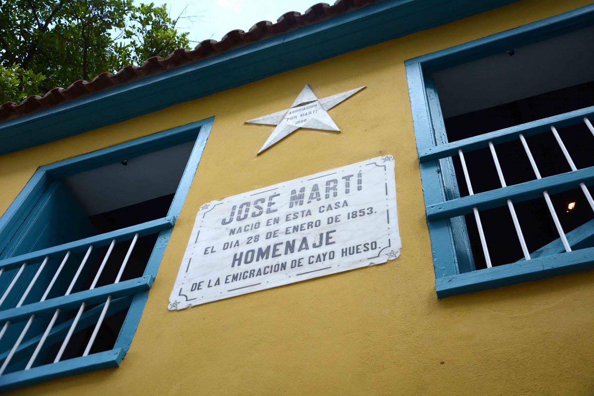 casita marcada con el número 41, en la calle de Paula, donde nació José Martí,