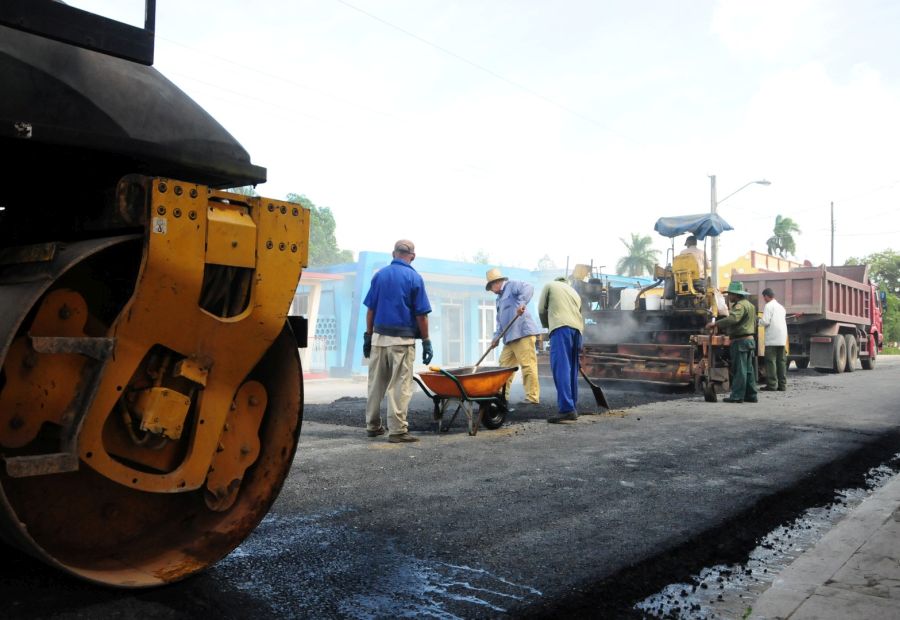 sancti spiritus, asfalto, pavimento, construccion