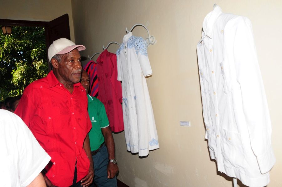 sancti spiritus, danny glover, casa de la guayabera, relaciones cuba-estados unidos