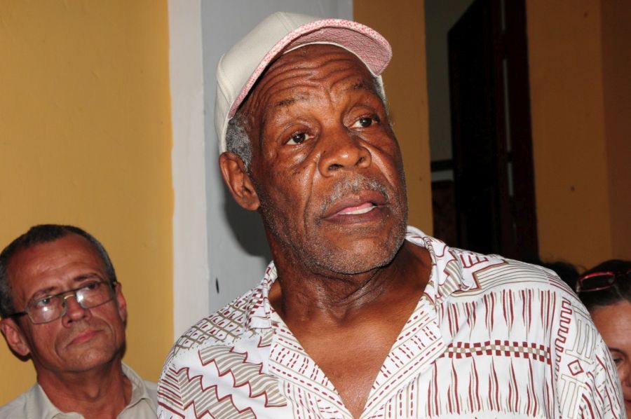 sancti spiritus, danny glover, casa de la guayabera, relaciones cuba-estados unidos