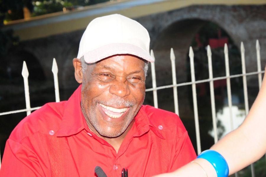 sancti spiritus, danny glover, casa de la guayabera, relaciones cuba-estados unidos