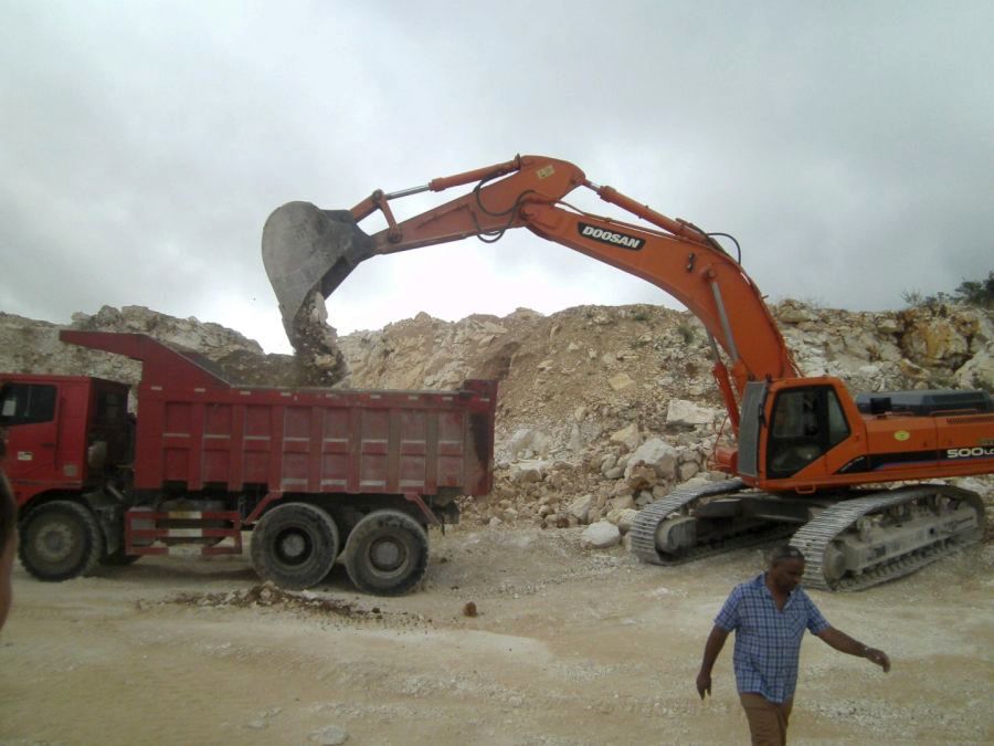 sancti spiritus, materiales de la construccion, cantera nieves morejon, arenera algaba