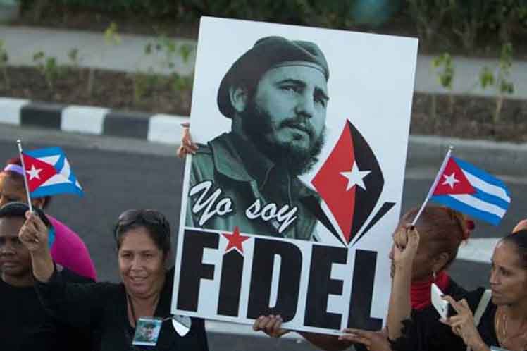 Millones de personas hacen suya la consigna Yo soy Fidel. 