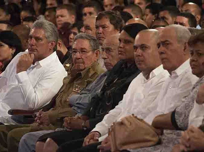 cuba, union de jovenes comunistas, ujc, 4 de abril, organizacion de pioneros jose marti, raul castro