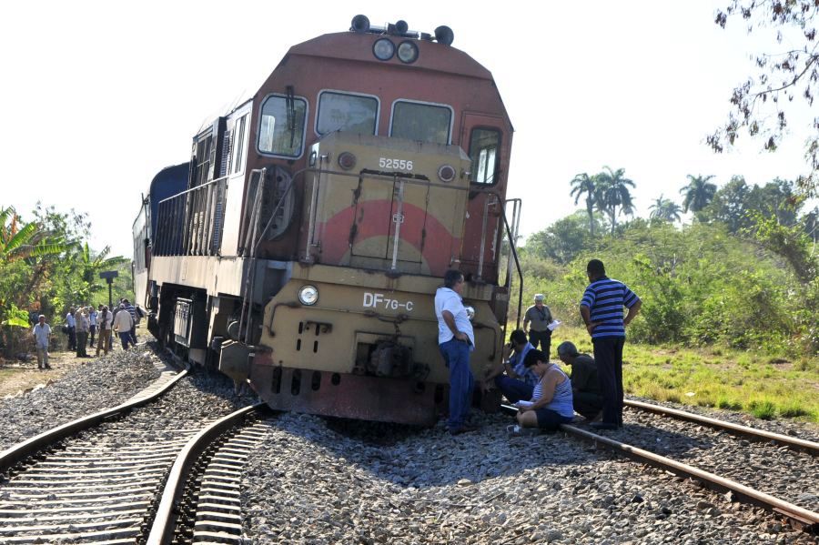 sancti spiritus, descarrilamiento tren, accidente ferroviario, jatibonico