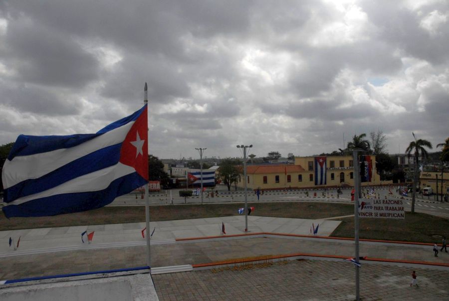 sancti spiritus, plaza mayor general serafin sanchez valdivia, primero de mayo, dia internacional de los trabajadores, fidel castro