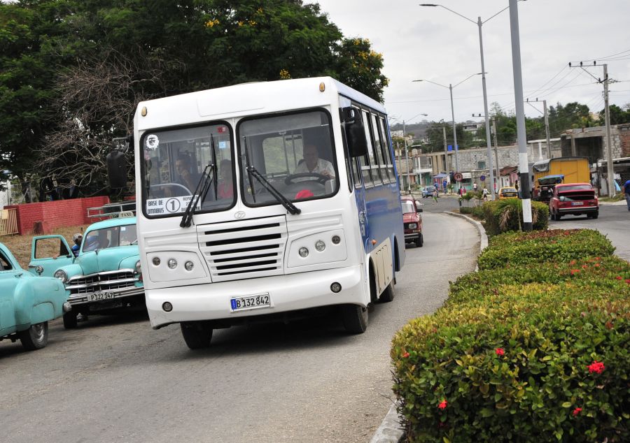 sancti spiritus, omnibus urbanos, transporte urbano