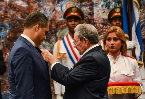 Cuba, Ecuador, Rafael Correa, Raúl Castro