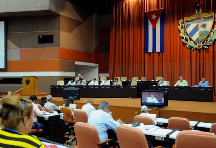 cuba, asamblea nacional del poder popular, parlamento cubano, VV congreso del partido comunista de cuba, pcc, raul castro, esteban lazo, miguel diaz-canel