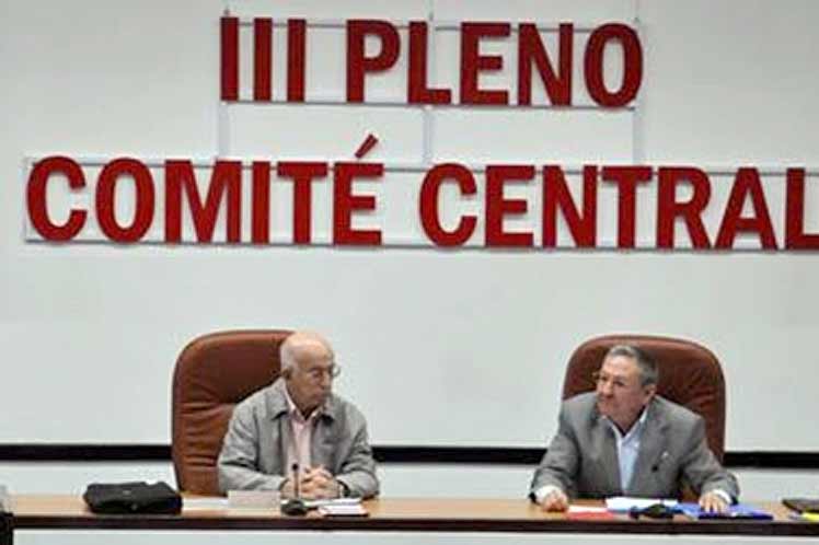 cuba, raul castro, pleno del comite central del partido, economia cubana