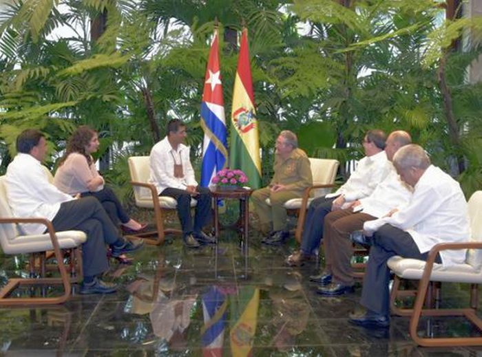 Cuba, Bolivia, Raúl Castro