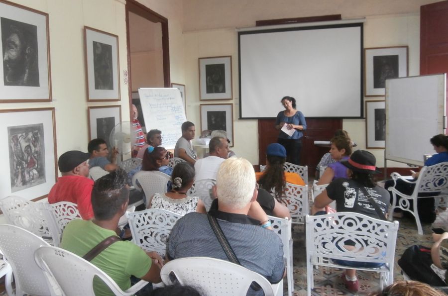 sancti spiritus, cultura comunitaria, casa de la guayabera