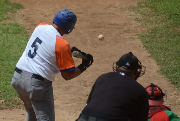 Gallos, béisbol, Sancti Spíritus, Eriel Sánchez