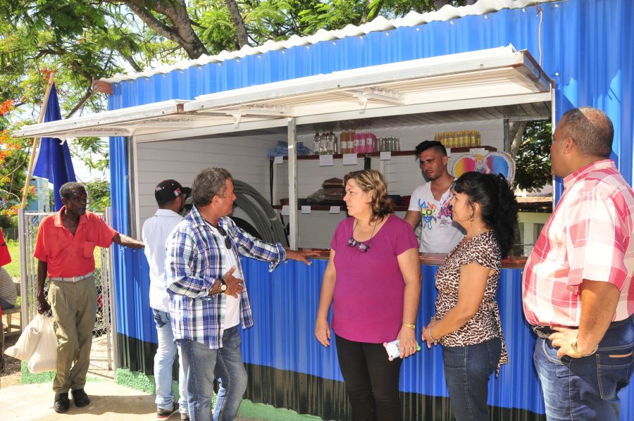 sancti spiritus, fidel castro, comercio