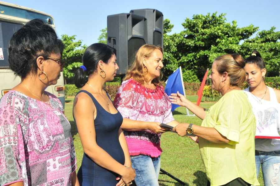 sancti spiritus, federacion de mujeres cubanas, la sierpe, fmc