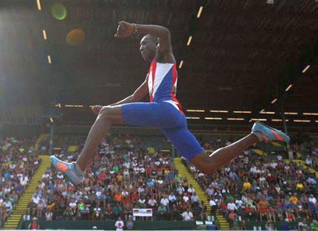 Cuban Triple Jumpers Qualified for the Finals