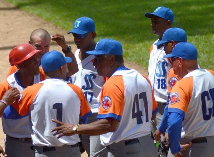 Béisbol, Gallos, Sancti Spíritus, Las Tunas, Serie Nacional