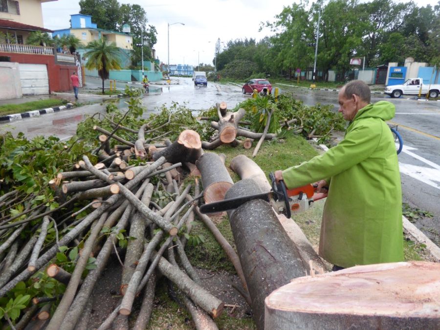 huracan irma, sancti spiritus, intensas lluvias, defensa civil, consejo de defensa