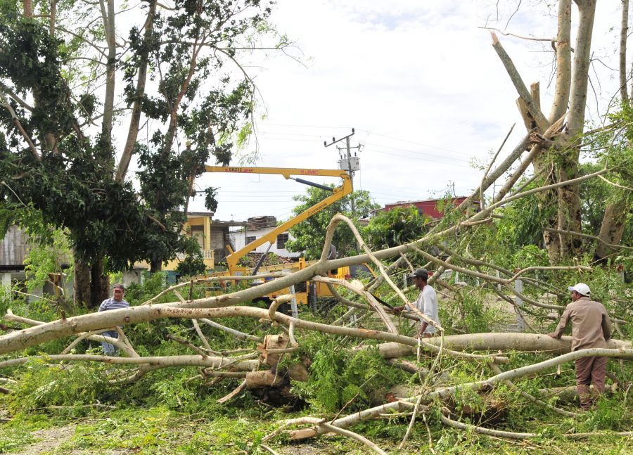 sancti spiritus, huracan irma, comunales, yaguajay, recogida de desehos solidos