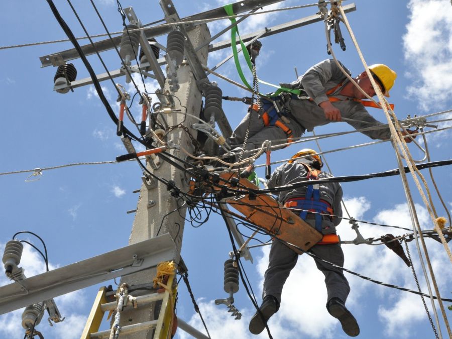 sancti spiritus, huracan irma, empresa electrica, electricos, linieros