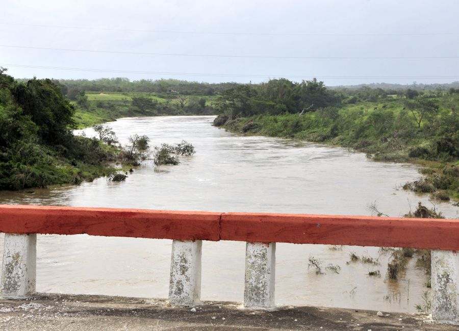 sancti spiritus, huracan irma, rio zaza, intensas lluvias, defensa civil