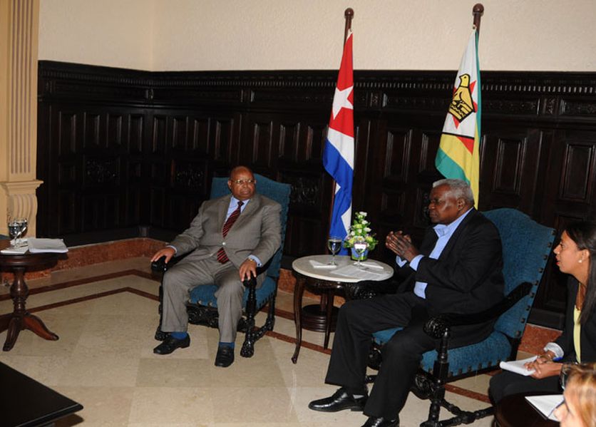 cuba, parlamento cubano, zimbabwe, esteban lazo