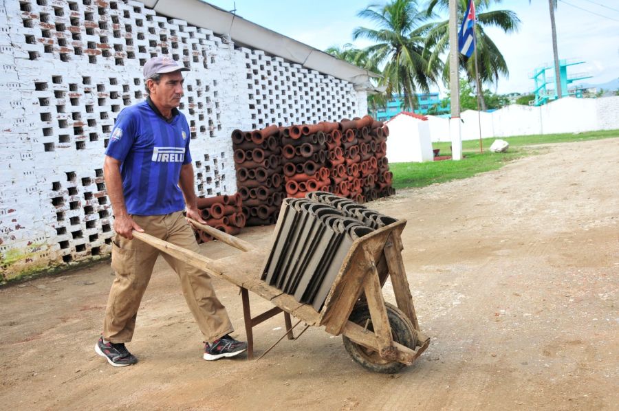 sancti spiritus, huracan iema, tejas, empresa de materiales de la constriccion, yaguajay, viviendas