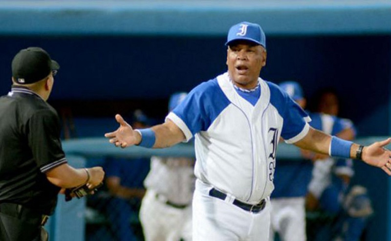 Víctor Mesa, béisbol en Cuba, Industriales