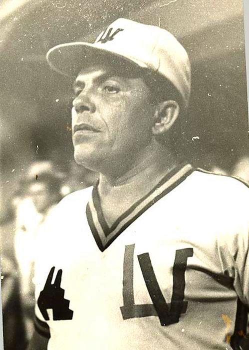 sancti spiritus, beisbol, gallos, pelota cubana, abelardo triana