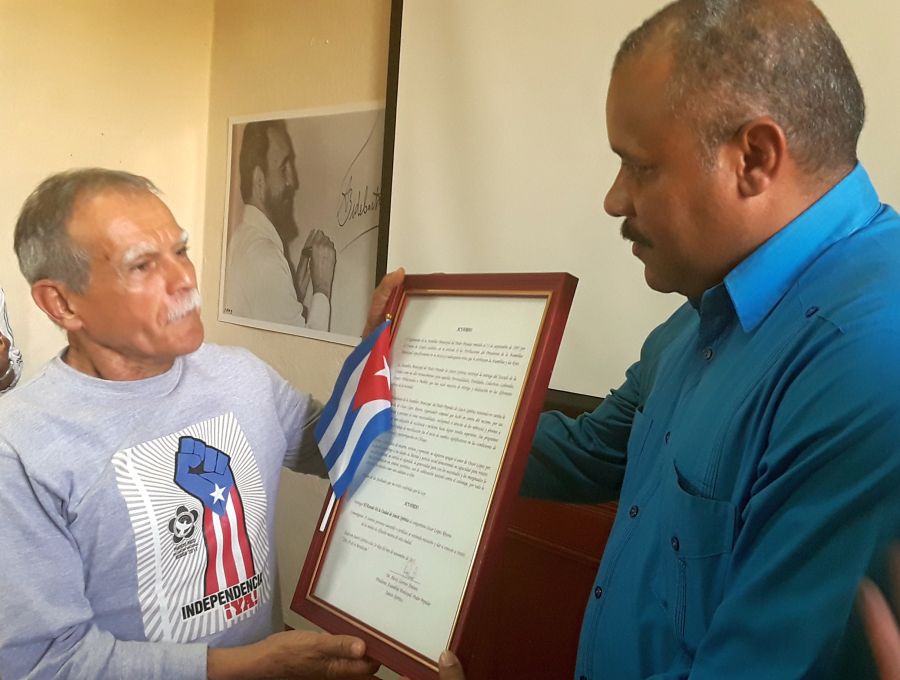 sancti spiritus, oscar lopez rivera, casa de la guayabera, puerto rico, cuba