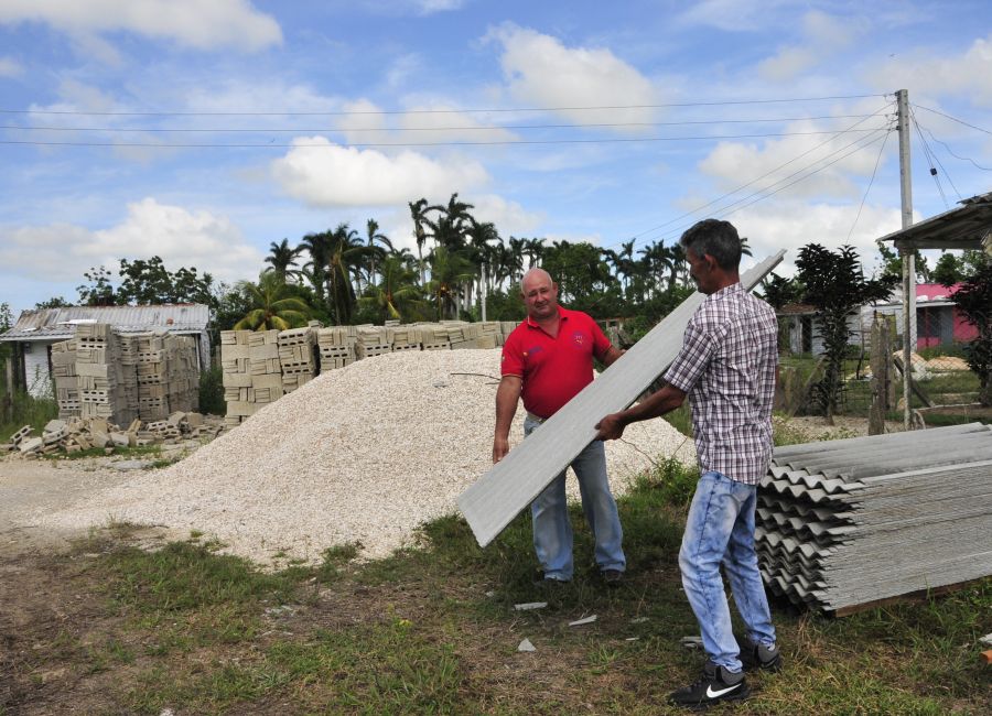 sancti spiritus, yaguajay, venegas, huracan irma, recuperacion, construccion de viviendas, ferrocarril, poder popular, materiales de la construccion