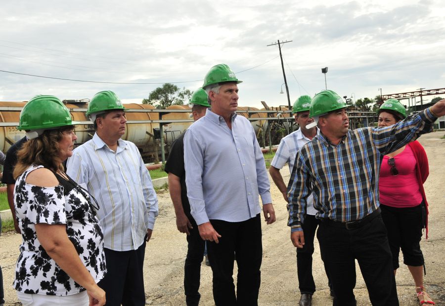 sancti spiritus, miguel diaz-canel, construccion de viviendas, yaguajay, huracan irma, refineria sergio soto