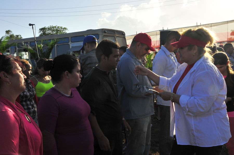 sancti spiritus, revolucion cubana, yaguajay, trabajo voluntario