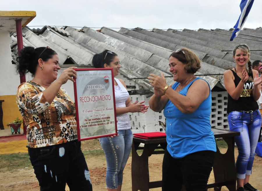 sancti spiritus, dia del constructor, empresa de construccion y montaje de sancti spiritus, 