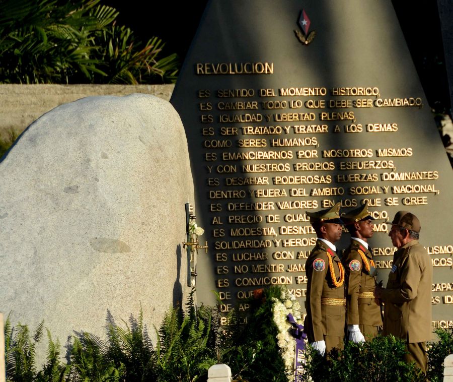 cuba, fidelporsiempre, fidel castro, raul castro, santa ifigenia, santiago de cuba